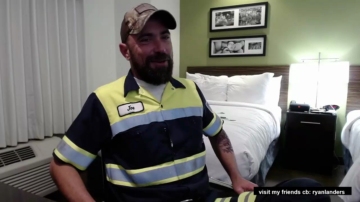 Hardworkertn  10-10-2021 video fingers